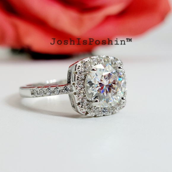 2CT. T.W. FL Moissanite cushion halo ring in sterling silver - Picture 8 of 13